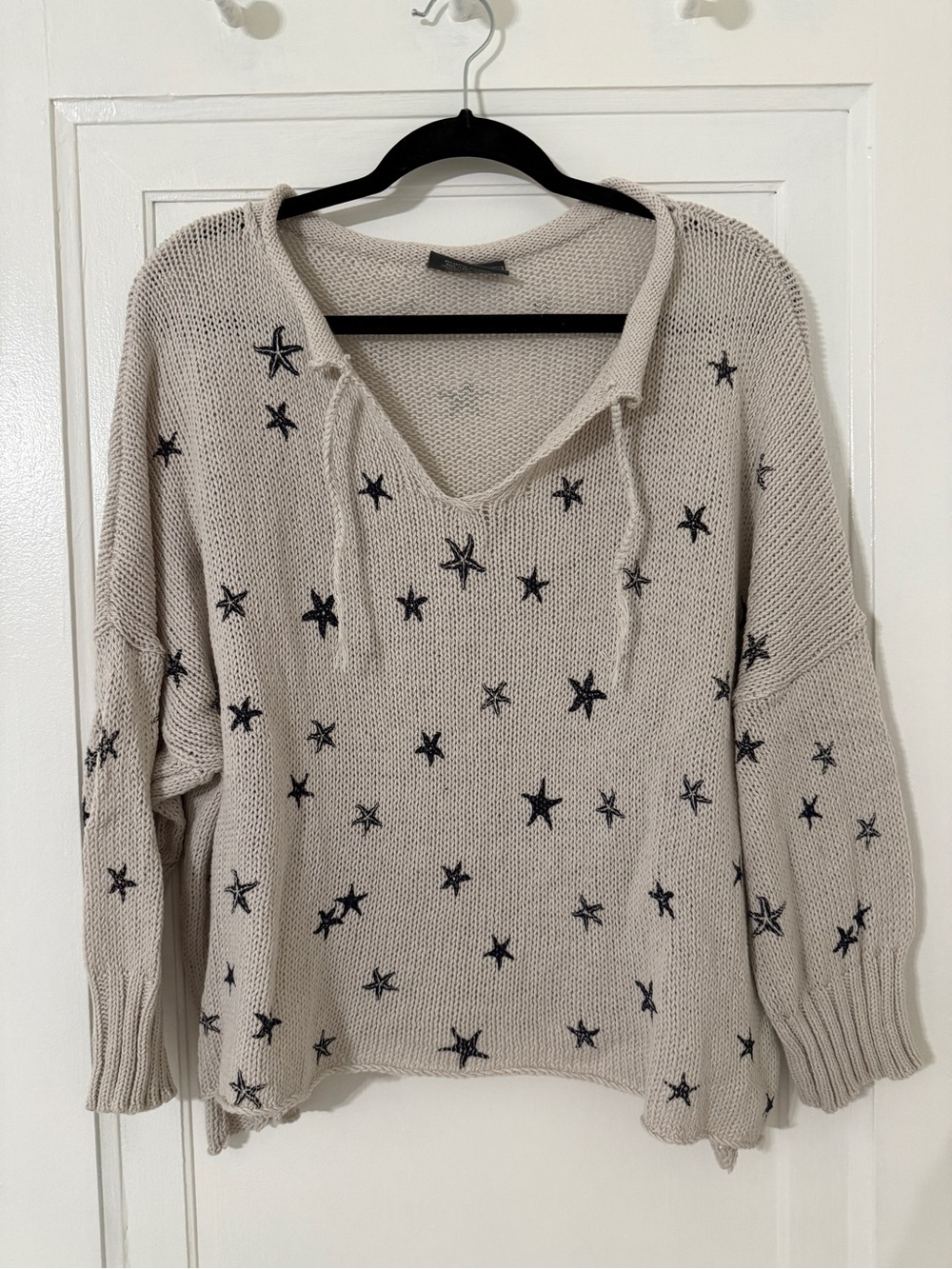 Wooden Ships Cream V-Neck Starfish Sweater
